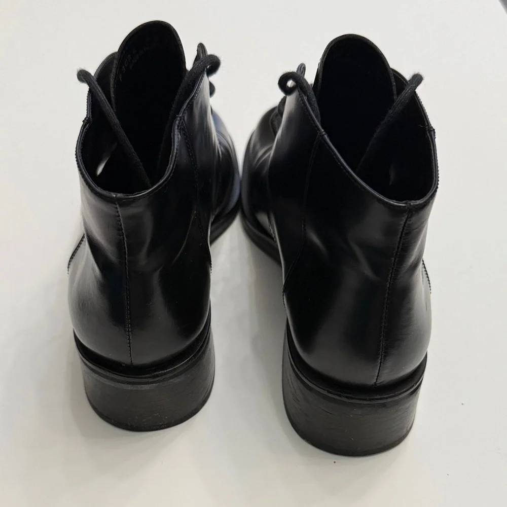 Cole Haan Sleek Black Chukka Boots size 7 - Picture 5 of 6